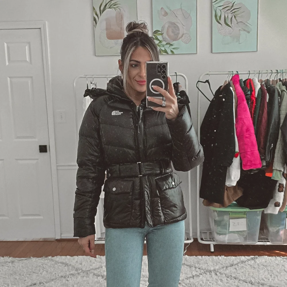 The North Face black Menlo belted puffer down jacket size S - Picture 15 of 15